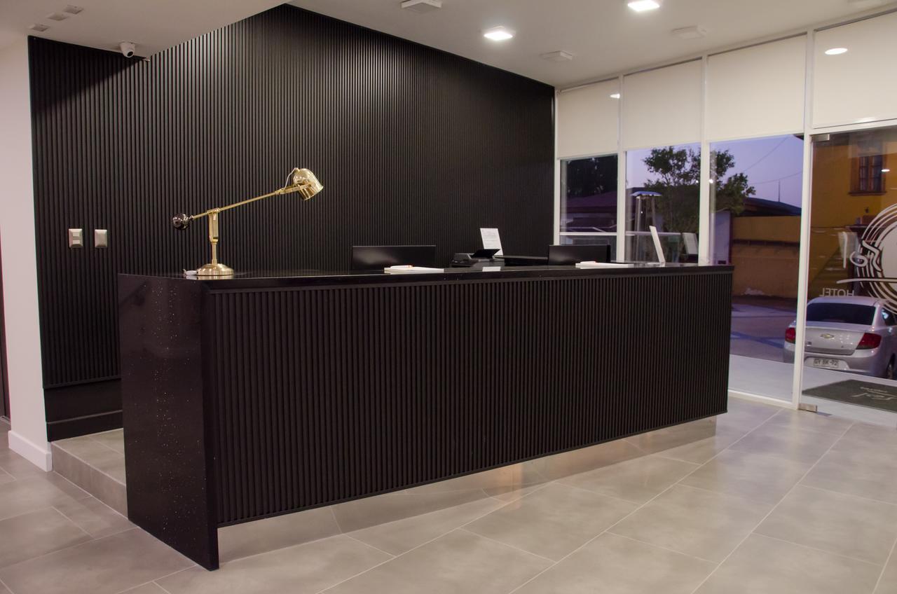 فندق Alto Del Sol Plaza ميجلونيس المظهر الخارجي الصورة