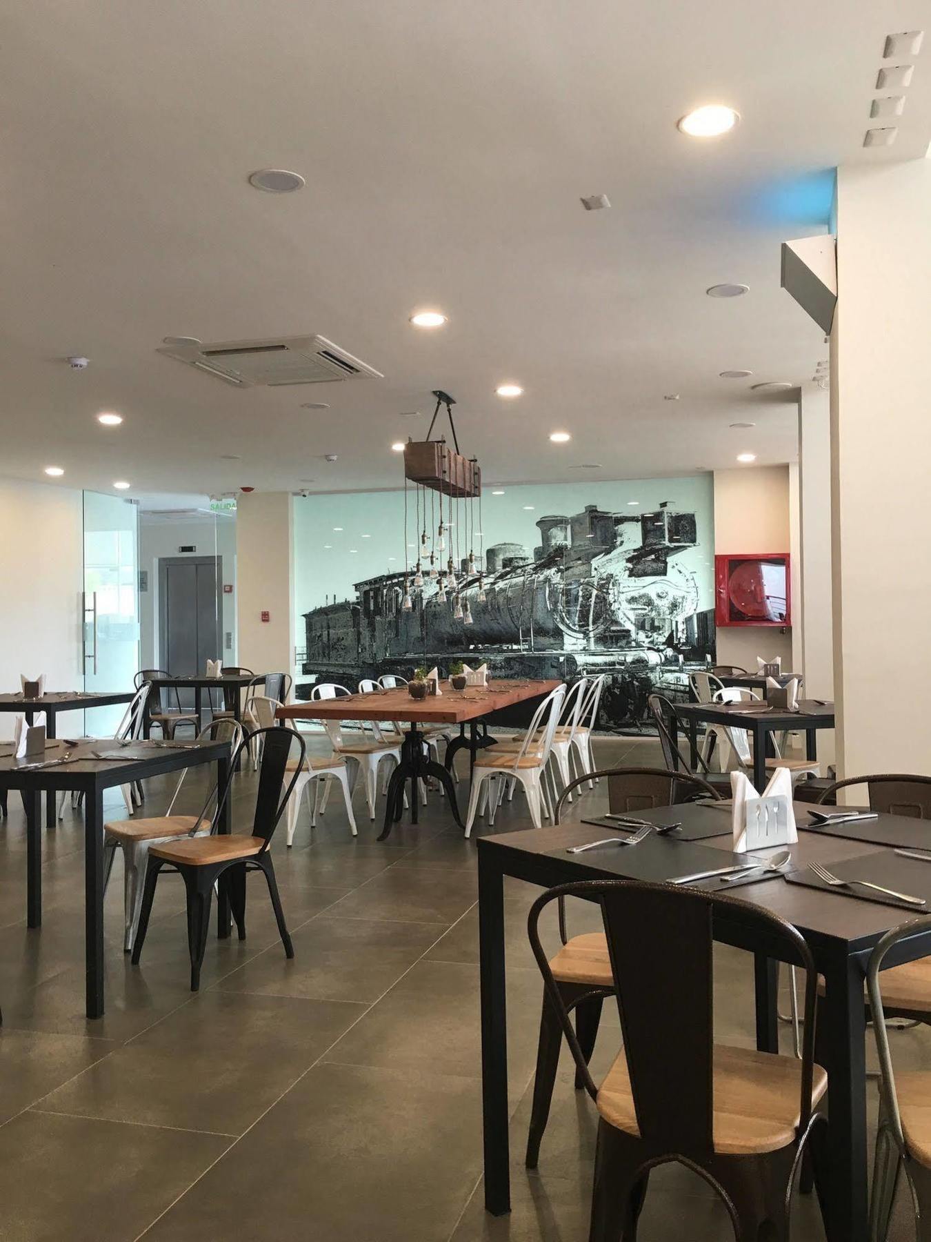 فندق Alto Del Sol Plaza ميجلونيس المظهر الخارجي الصورة